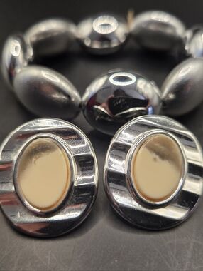 Silver Tone Statement Jewelry Set Chunky Bracelet & Stud Earring Retro Modernist